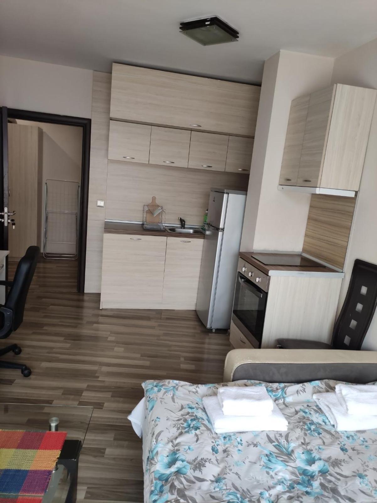 Studio Apartament 6 - Vasil Aprilov Płowdiw Zewnętrze zdjęcie